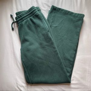 Aritzia TNA Perfect Zip-Up Hoodie and Boyfriend Wide-Leg Pants